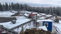 карьер, щебеночный. 1200 и выше. 3,8 млн тонн. Мурманская обл